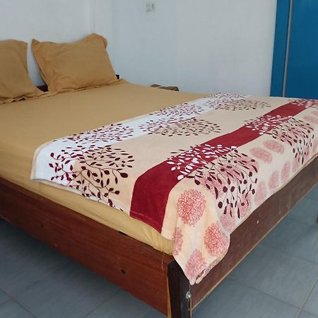 פראיה Oyo 93359 Kawi Homestay מראה חיצוני תמונה